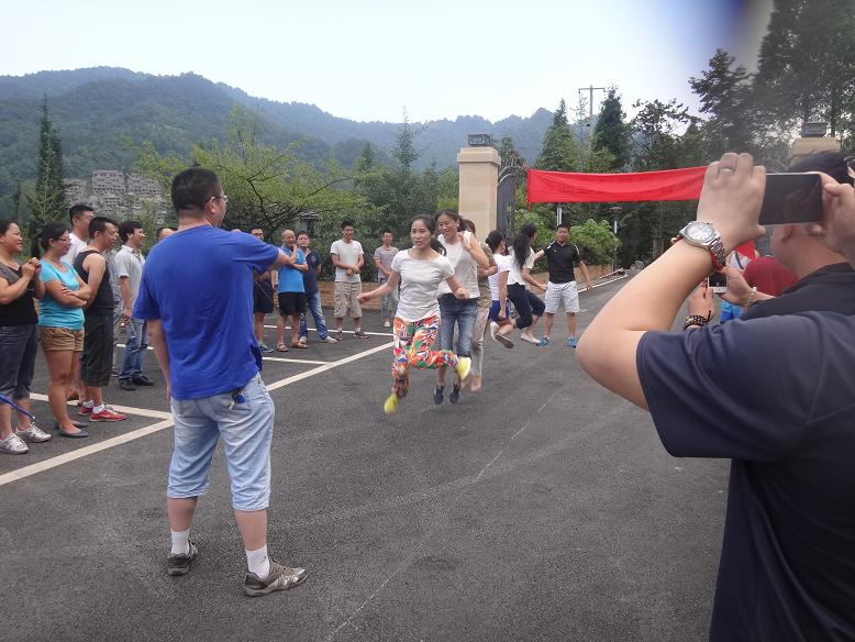 雷速在线注册-雷速（中国）集团营销中心跳绳活动