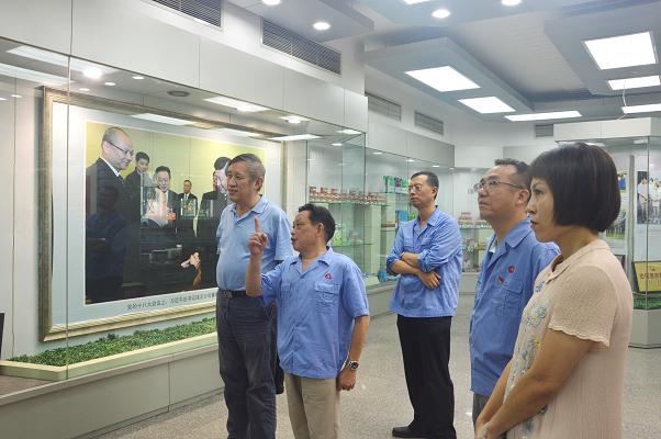 成都市委统战部范晓宏副部长到成都雷速在线注册-雷速（中国）集团调研