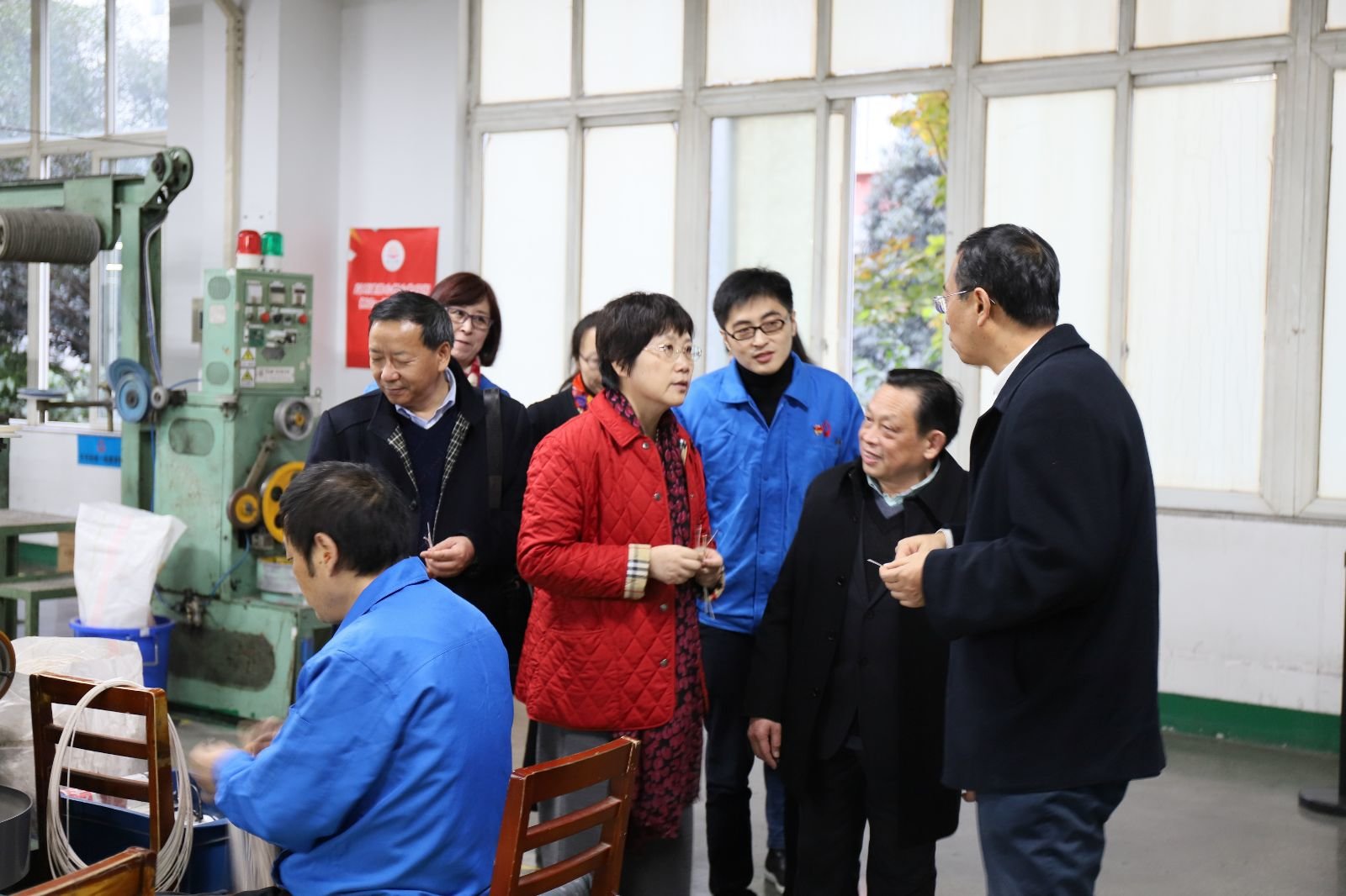 中国轻工业联合会副会长何烨一行莅临成都雷速在线注册-雷速（中国）集团参观指导
