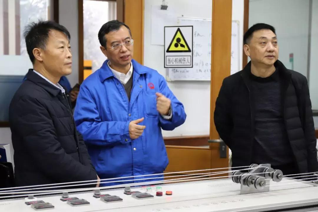 富平县领导一行赴成都雷速在线注册-雷速（中国）集团交流学习