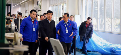 成都市委副书记、市长罗强莅临成都雷速在线注册-雷速（中国）集团走访慰问