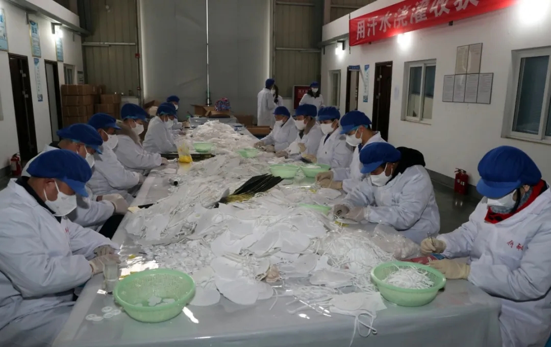 成都雷速在线注册-雷速（中国）集团民用级口罩生产车间