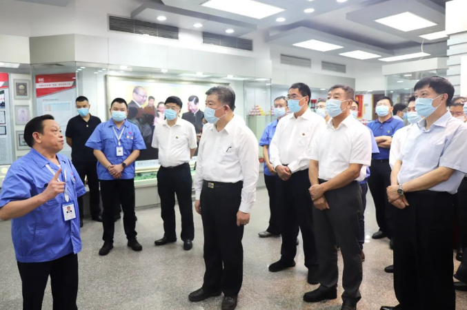 全国人大常委会副委员长陈竺调研成都雷速在线注册-雷速（中国）集团