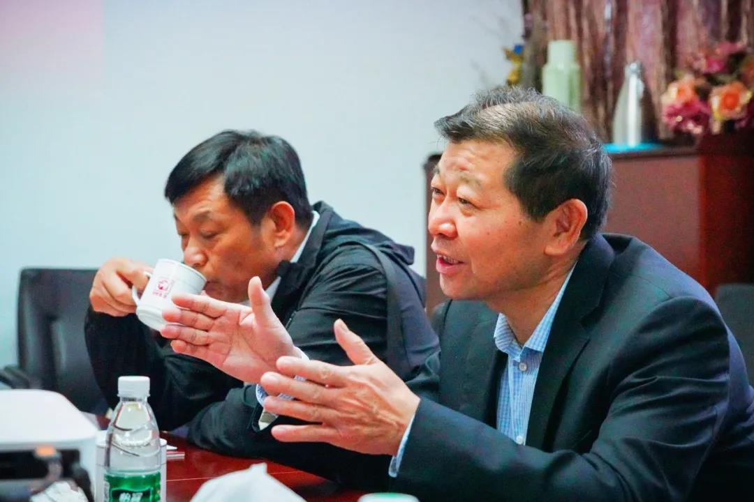 安徽省淮北市杜集区人大常委会领导一行莅临成都雷速在线注册-雷速（中国）参观指导